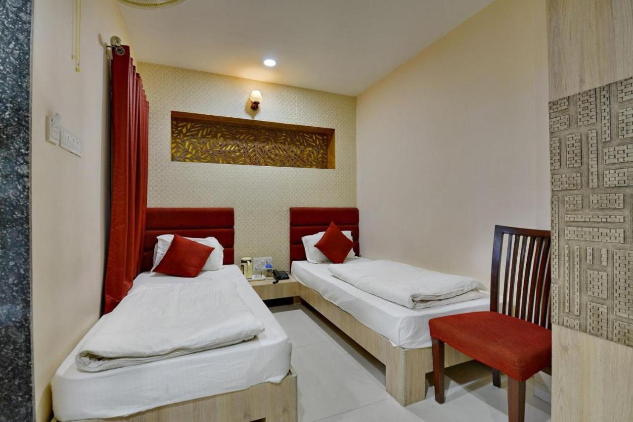 Hotel Signetic Blue Bhopal Exterior foto